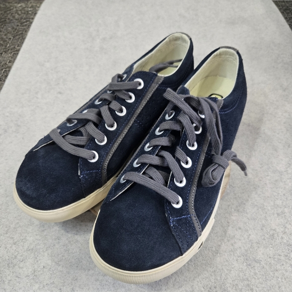 🐢 Keen Herren Men's size 9 Blue Suede Shoes - Picture 2 of 16